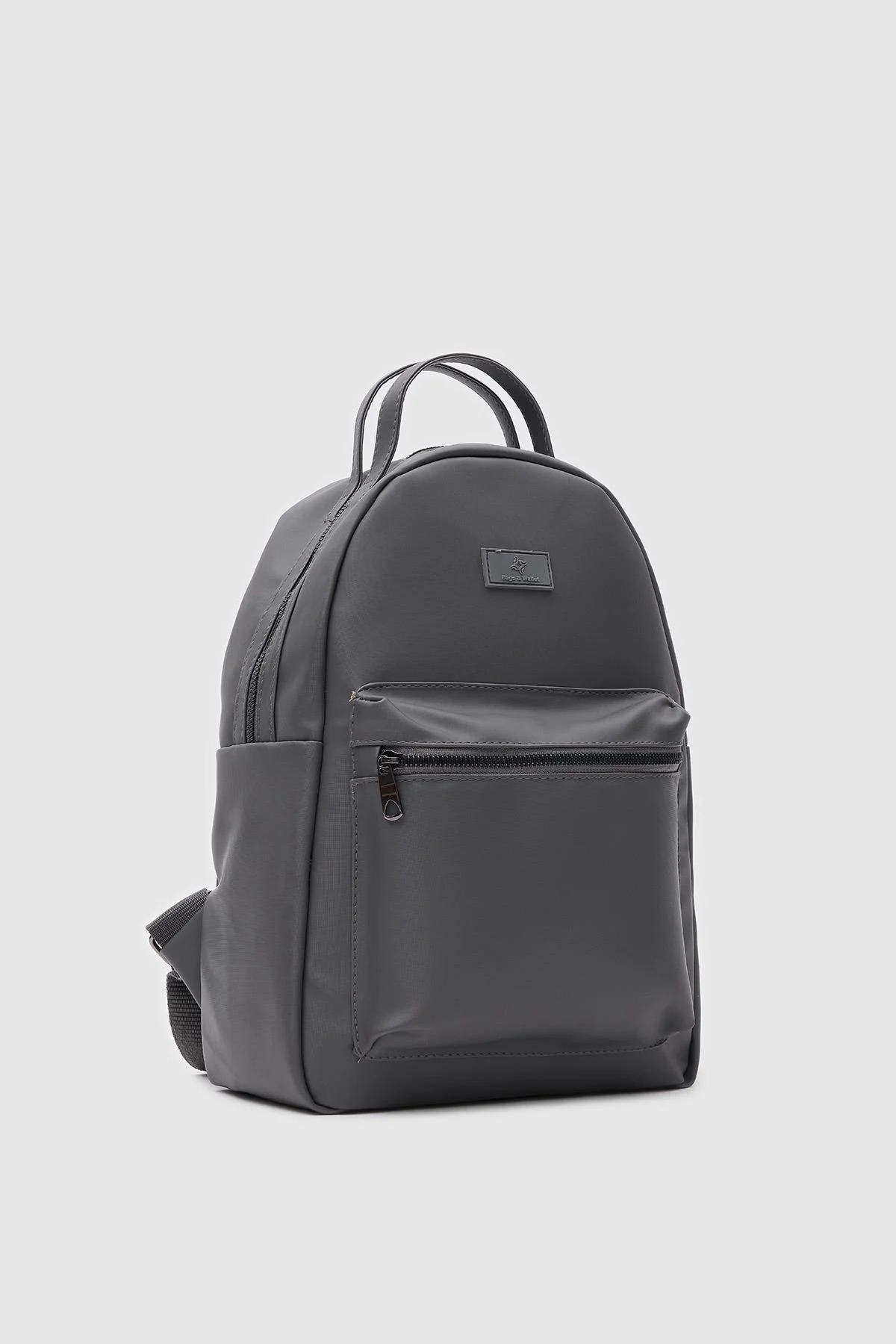 EB051856-DAAB-8E77-4505-5A807129666C